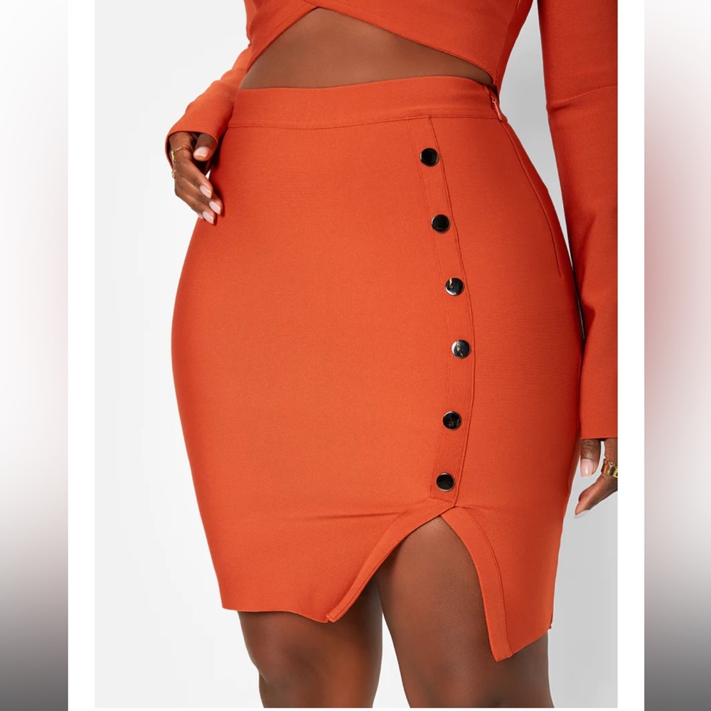 REBDOLLS: Another Round Bandage Button Detail Mini Bodycon Skirt